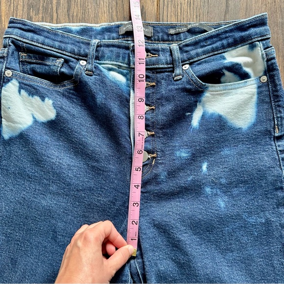Banana Republic • High Rise Wide Leg Crop Jean in Tie Dye Wash • 29 - Picture 4 of 6